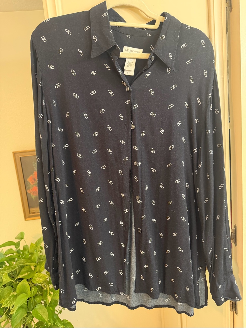 Liz Claiborne Navy Button-Up Shirt with White Micro Geometric Print